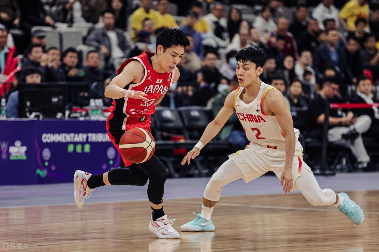 包含国际比赛日深圳男篮备战足总杯；扳平良机细节曝光；压力陡增；训练强度明显提升的词条-乐动官方平台